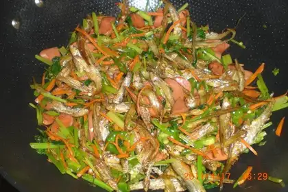 stir-fried fish with green pepper and celery