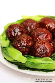 braised lion head