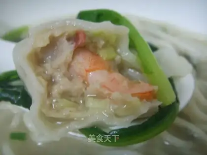 Fresh shrimp and pork wonton noodles