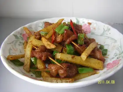 stir-fried toothpick meat with potatoes