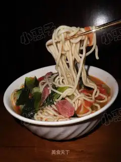 Tomato sausage and egg noodles