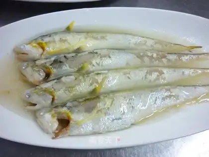 Steamed swordfish