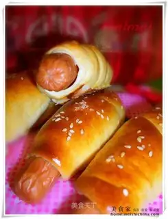 Sausage cheese bread