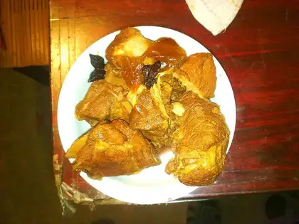 Stewed bones