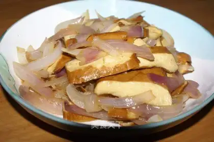 stir-fried dried onions