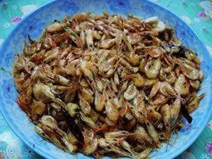 fried small river shrimp