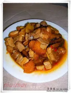 stir-fried pork with shredded winter mushrooms