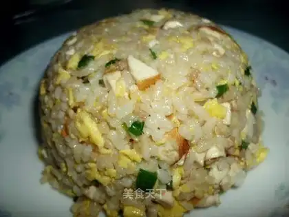 Fried rice with minced pork and egg