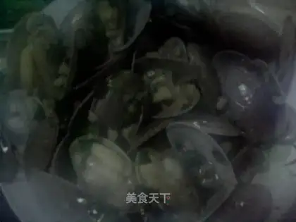stir-fried clams with sand tea