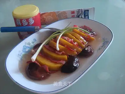 Steamed pumpkin with bacon