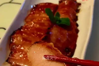 Soy sauce makes pork neck