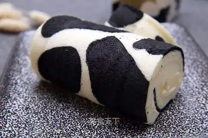Cowcake roll