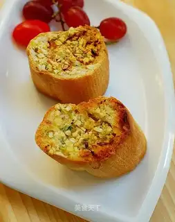 Garlic toast