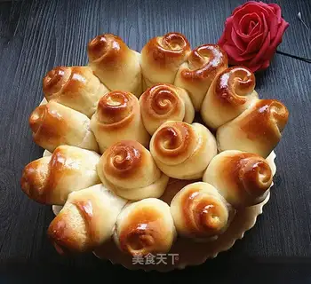 Flower pie bread