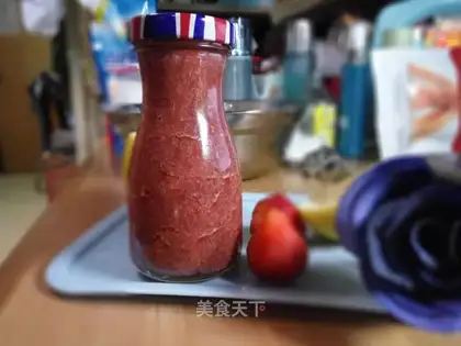 Strawberry sauce