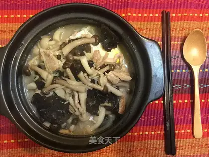 Crab-fruit noodles