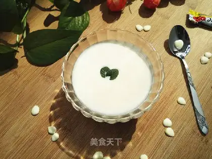 Apple almond shake
