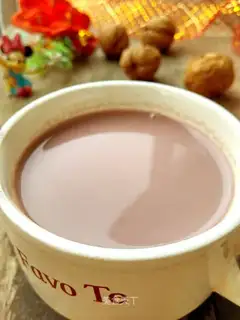 Peaches, bean milk