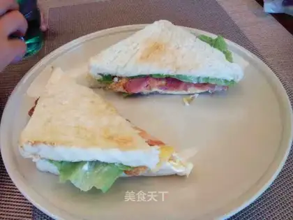 Egg bacon sandwich