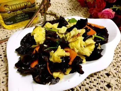 Mocked eggs