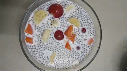 Qia seed fruit shake
