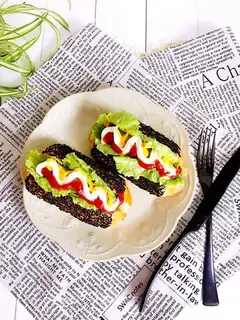 Hot dog bread