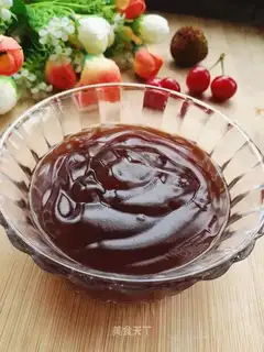 Red sugar powder