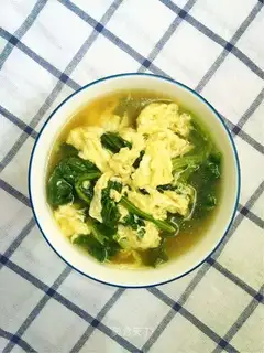 Pineball egg soup