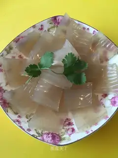 Frozen fish