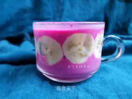 Banana shake of the flamingo