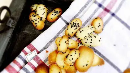 Cream pretzel