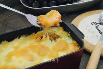 Black pepper shrimp cheese