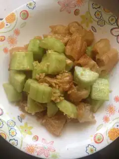 Old oil cucumbers
