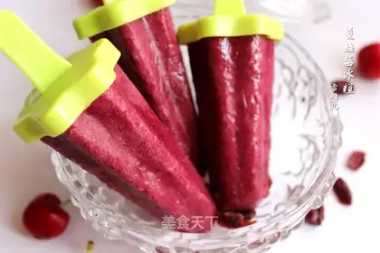Cranberry popsicle