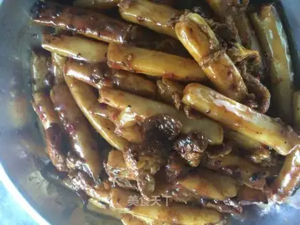 Hot fried rice cake