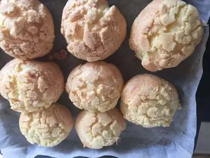Big pineapple puff