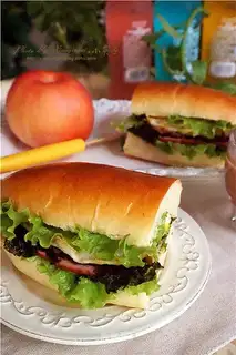 A submarine burger