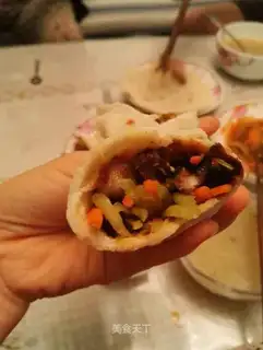Chiffon pickles, meat burrito