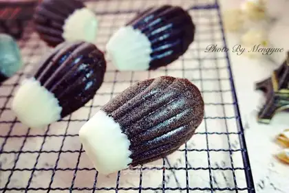 Chocolate Madeleine