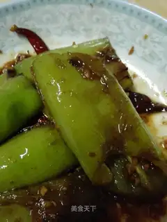 Tied pepper