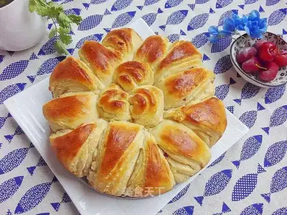 Coconut hand tore bread