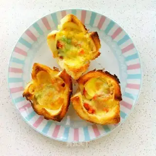 Vegetable cheese toast