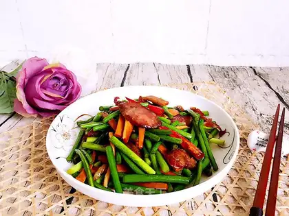 Garlic fried sausage