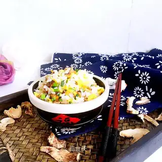 Quite a lot of rice