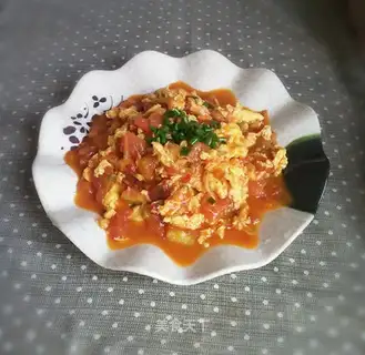 Tomato fried eggs and rice