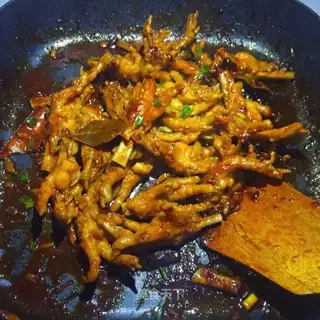 Korean hot chicken claws