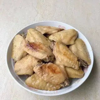 Salt chicken wings