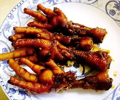 Gold chicken claws