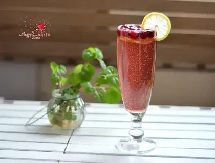Cranberry soda
