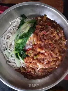 Tomato noodles